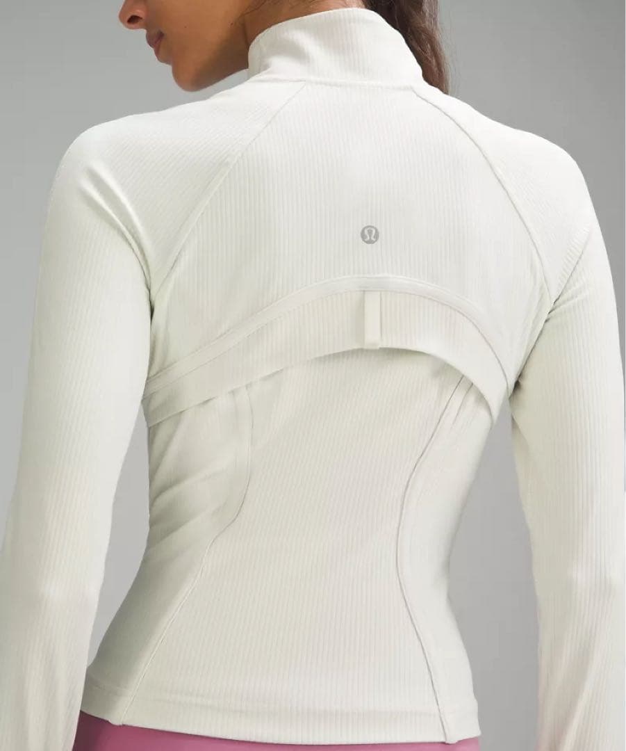 ルルレモン クロップdefineジャケット リブnulu