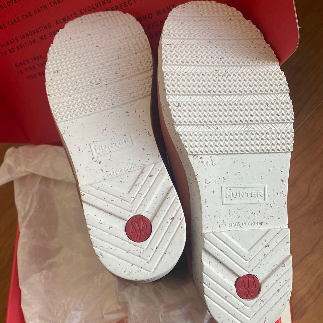 HUNTER ピンク ラバーショートブーツ