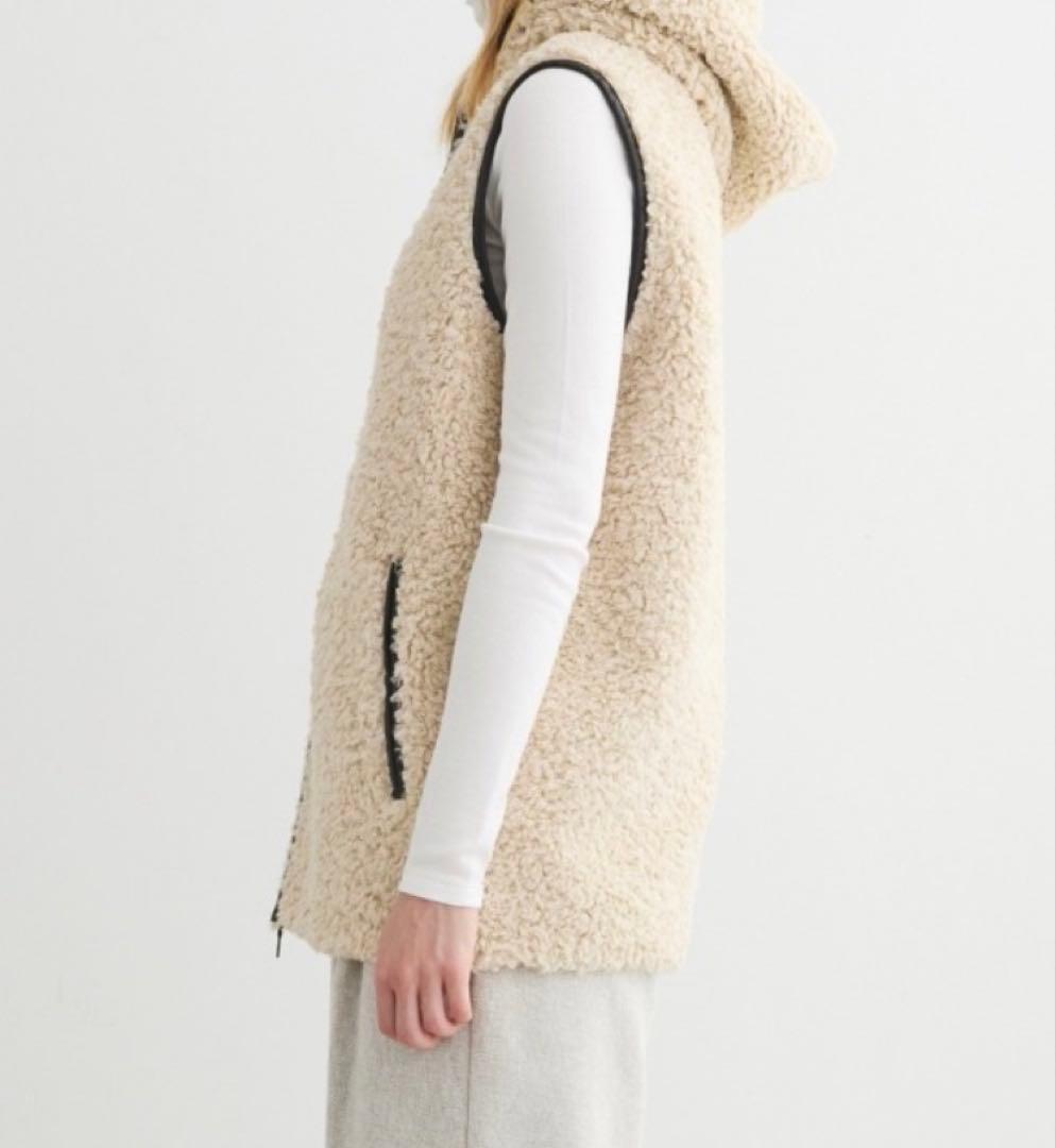 N*O様 スリードッツ　プードルボア　フーディベスト　グレイ