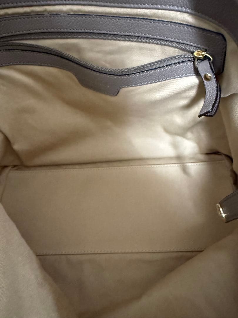 ジミーチュウ　トートバッグ