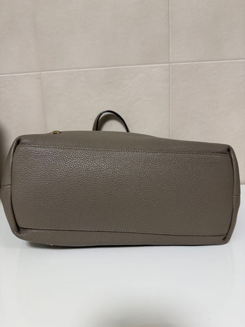 ジミーチュウ　トートバッグ