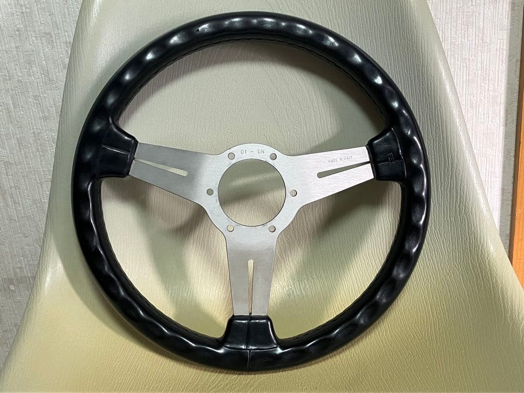 【専用】FET刻印有 ナルディ ステアリング クラシック シルバー 33φ