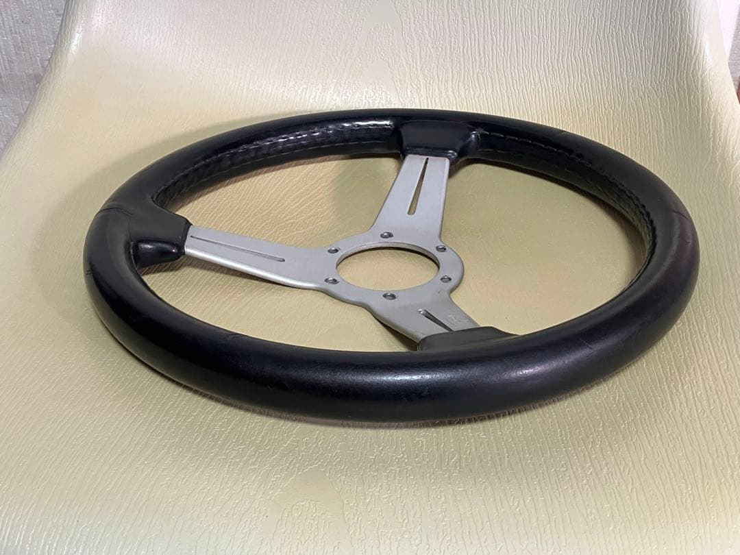 【専用】FET刻印有 ナルディ ステアリング クラシック シルバー 33φ