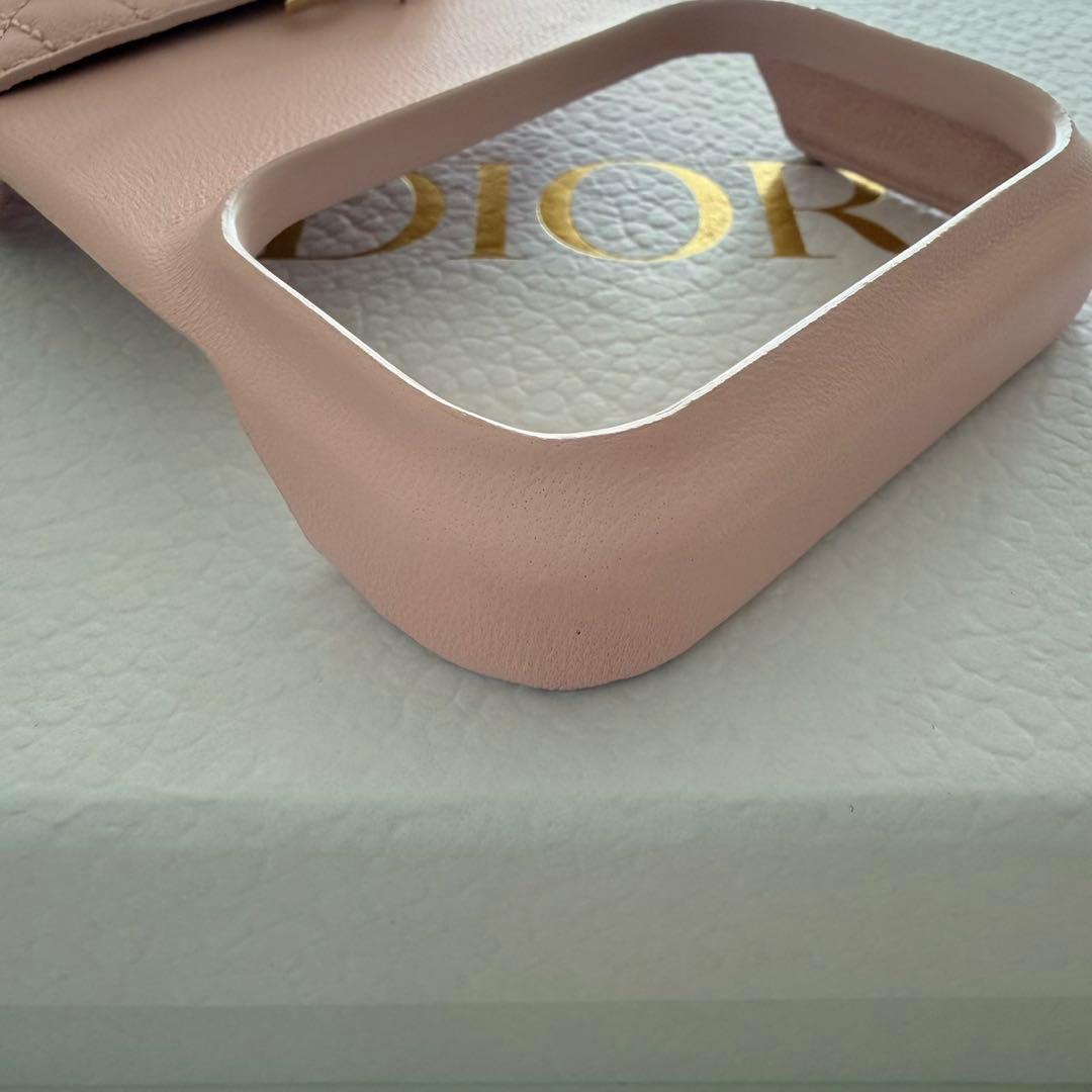 ①新品【日本限定】Lady Dior iPhone 17 Pro ケース　ハート