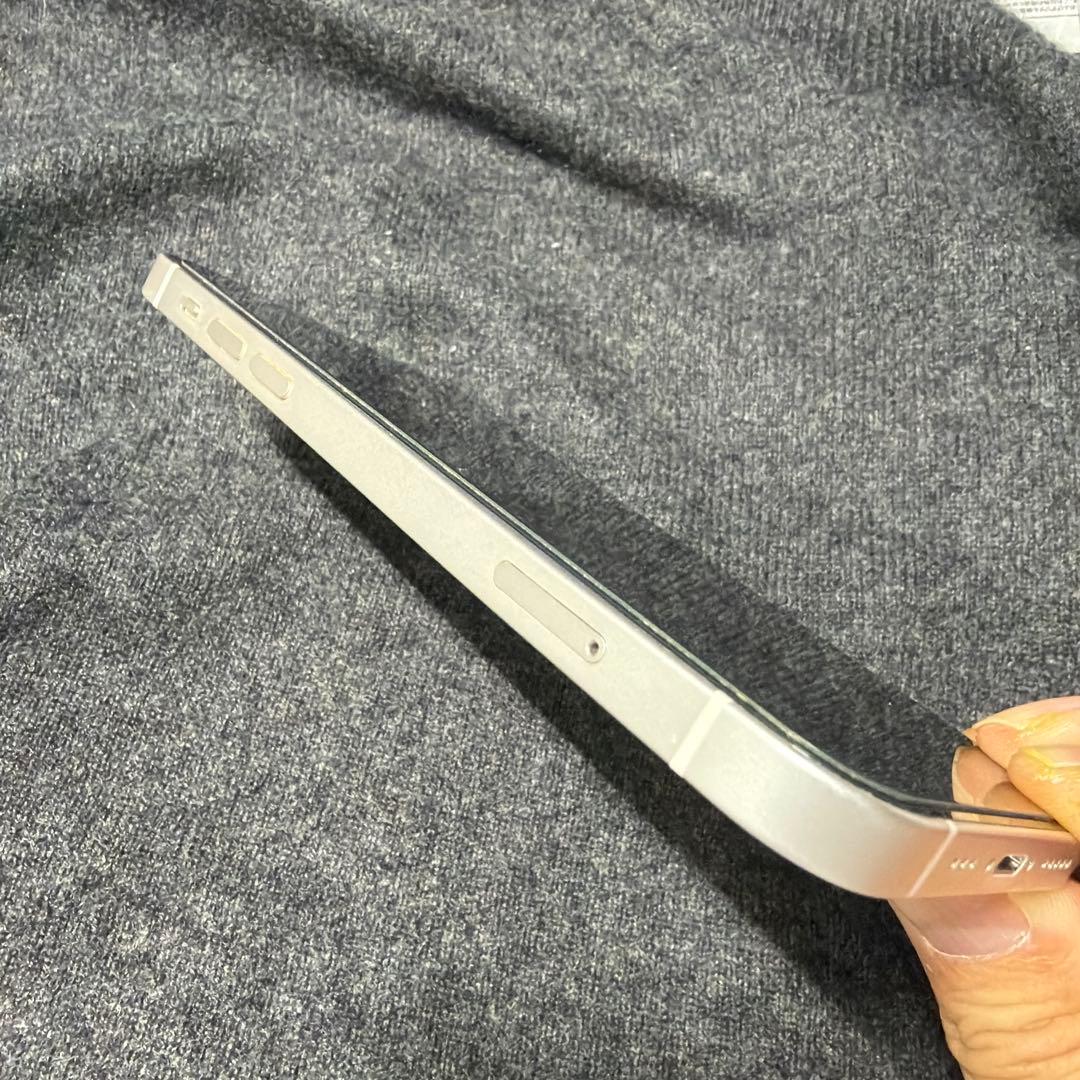 Apple iPhone 12 ホワイト 本体　64GB No.0012