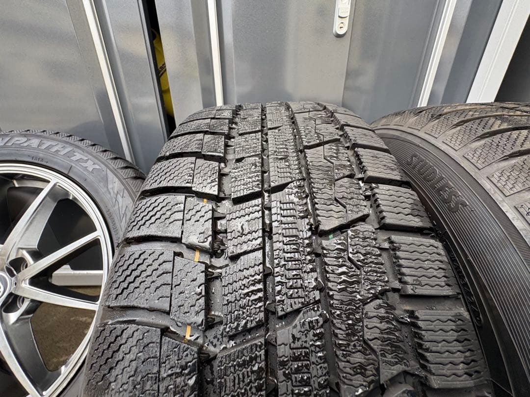 エマ走行500キロ未満 40 アルファード ヴェルファイア 19インチ