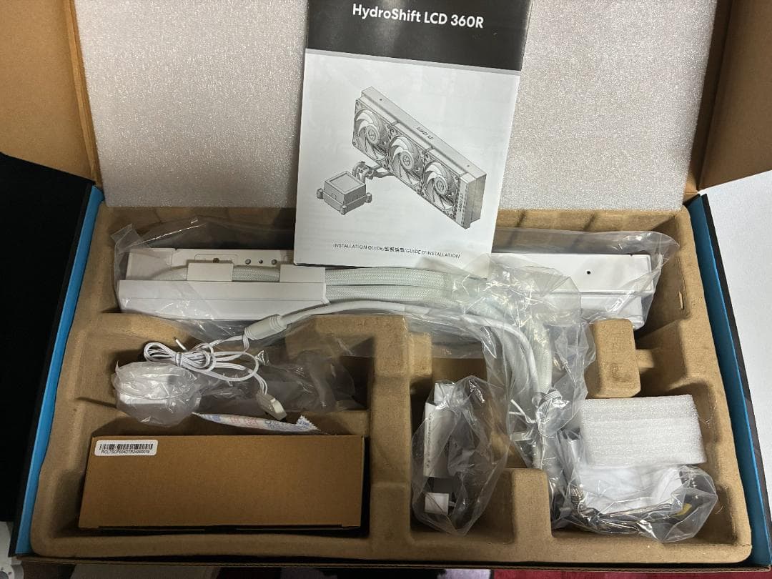 PC用ファン・クーラー LIANLI HydroShift LCD 360R White ARGB