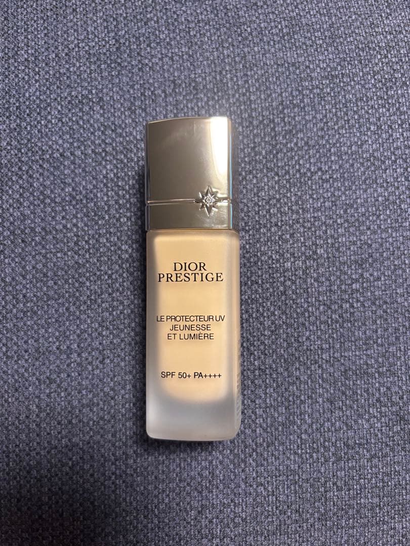 DIOR プレステージ ホワイト ル プロテクター UV ルミエールBB 01