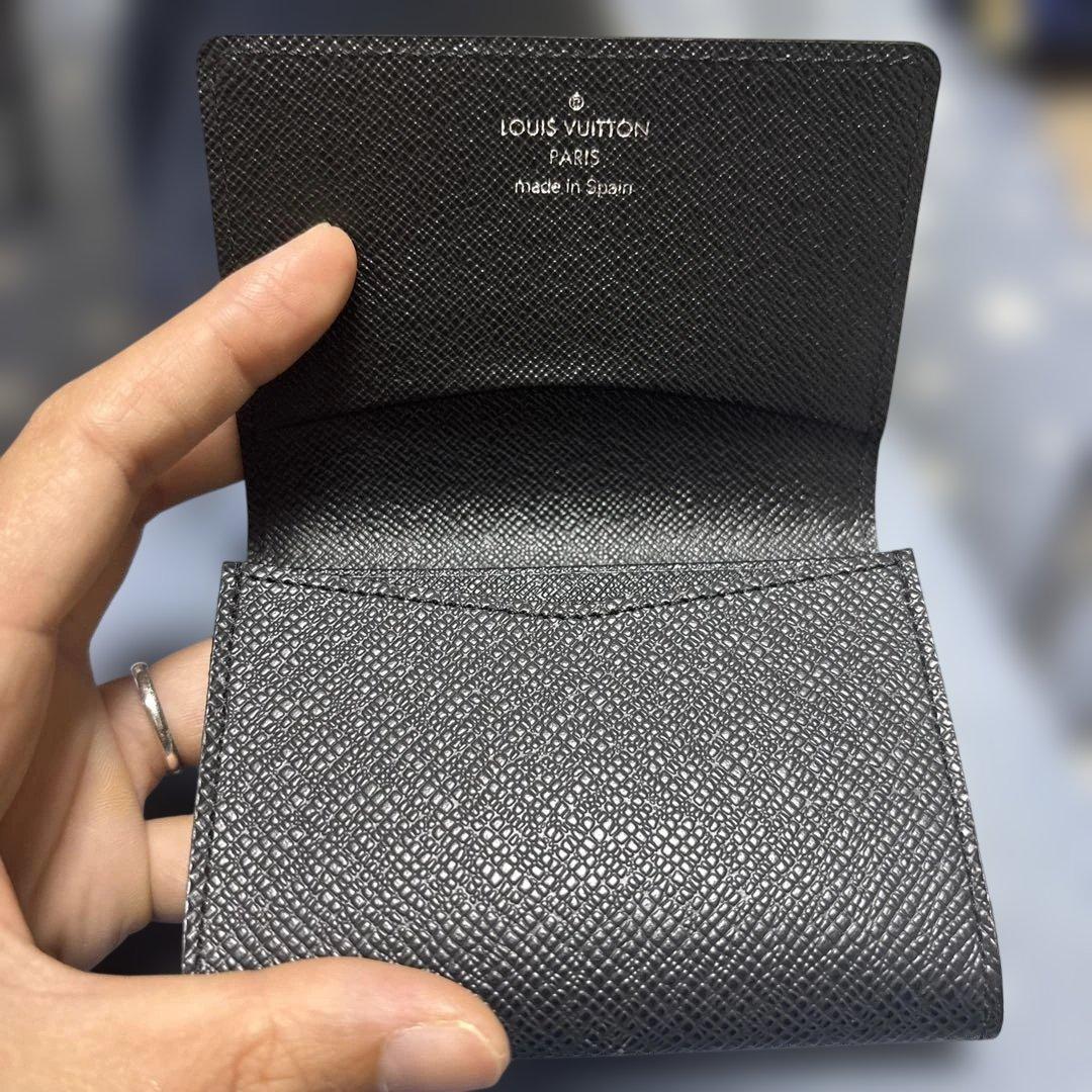 LOUIS VUITTON　名刺入れ