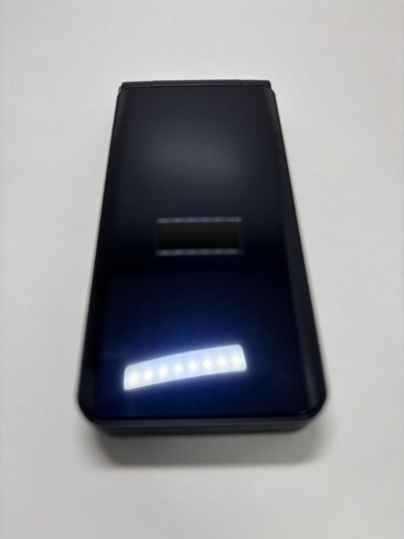 ★arrows ケータイ ベーシック F-41C ネイビー 012301