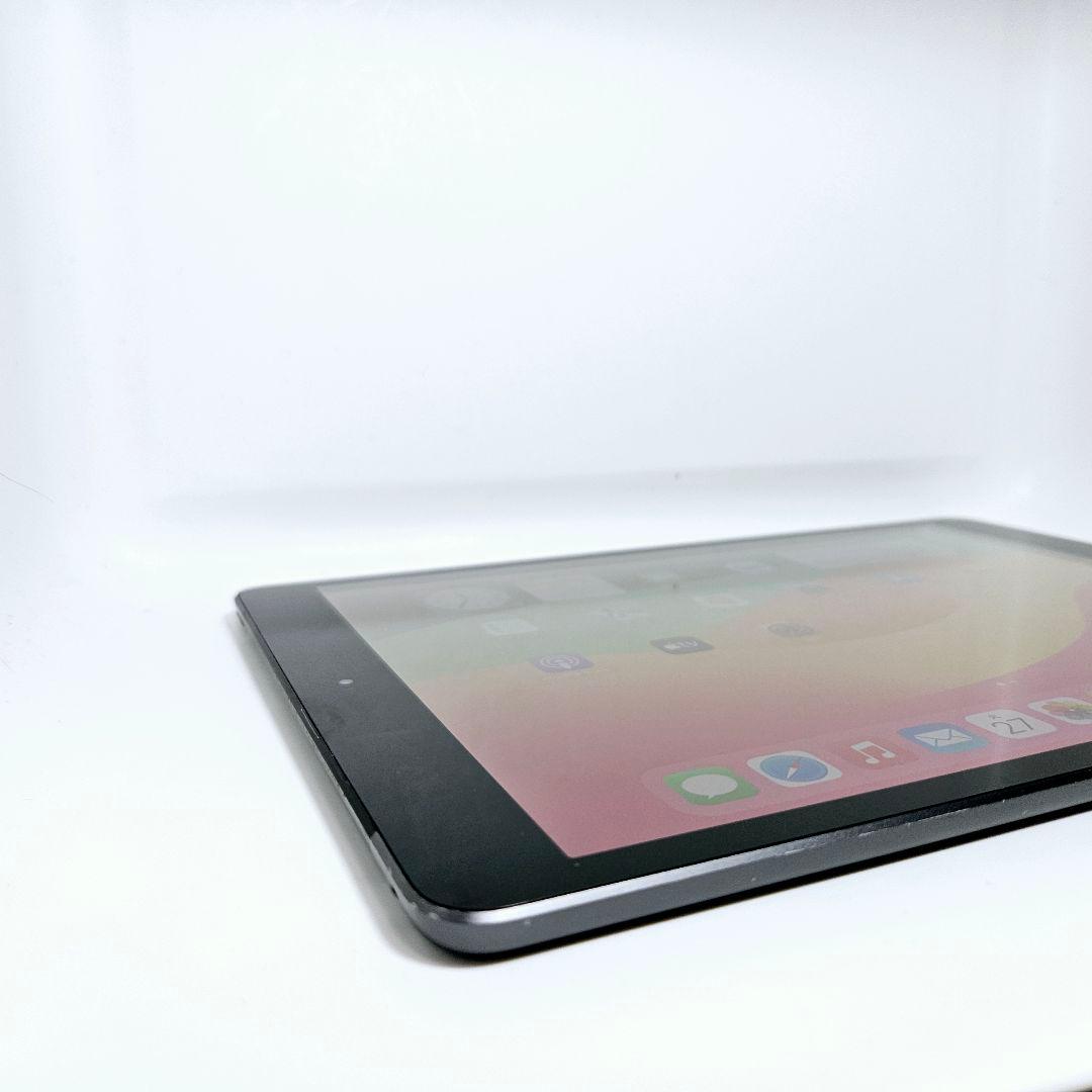 SIMフリー 美品 iPad 第7世代 Wi-Fi+Cellular 32GB