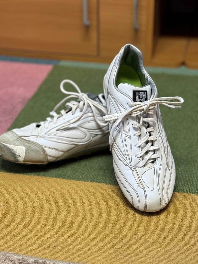 ビモロ　白スパイク28