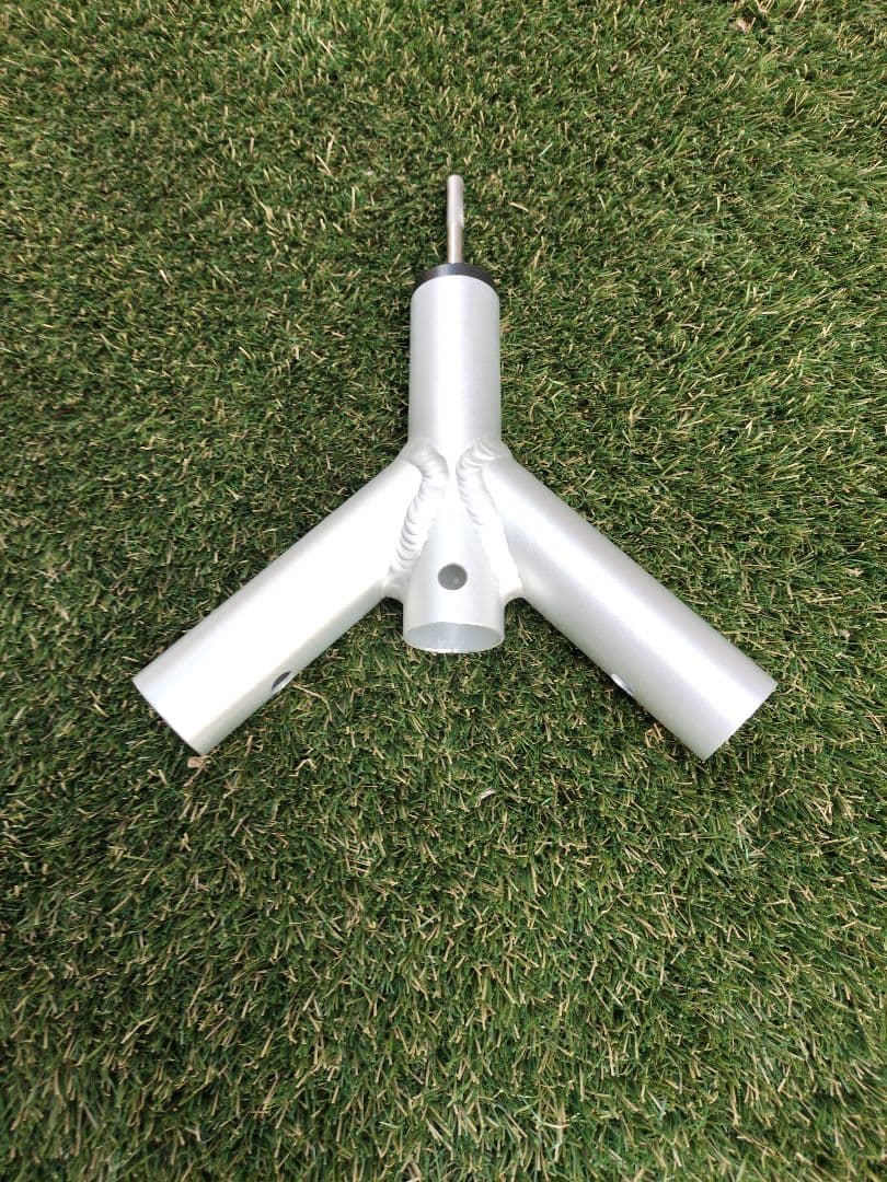 ①☆超希少☆新品☆ランドステーション　ポール用　二又コネクター