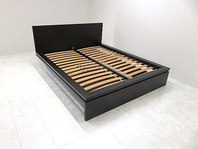 y*a様 カッシーナ・イクスシー　「DIMA/ディーマ」 クイーンサイズベッドフ