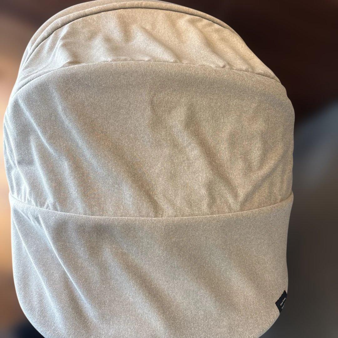 ネムリラ　コンビ　グレー　エッグショック　AUTO SWING