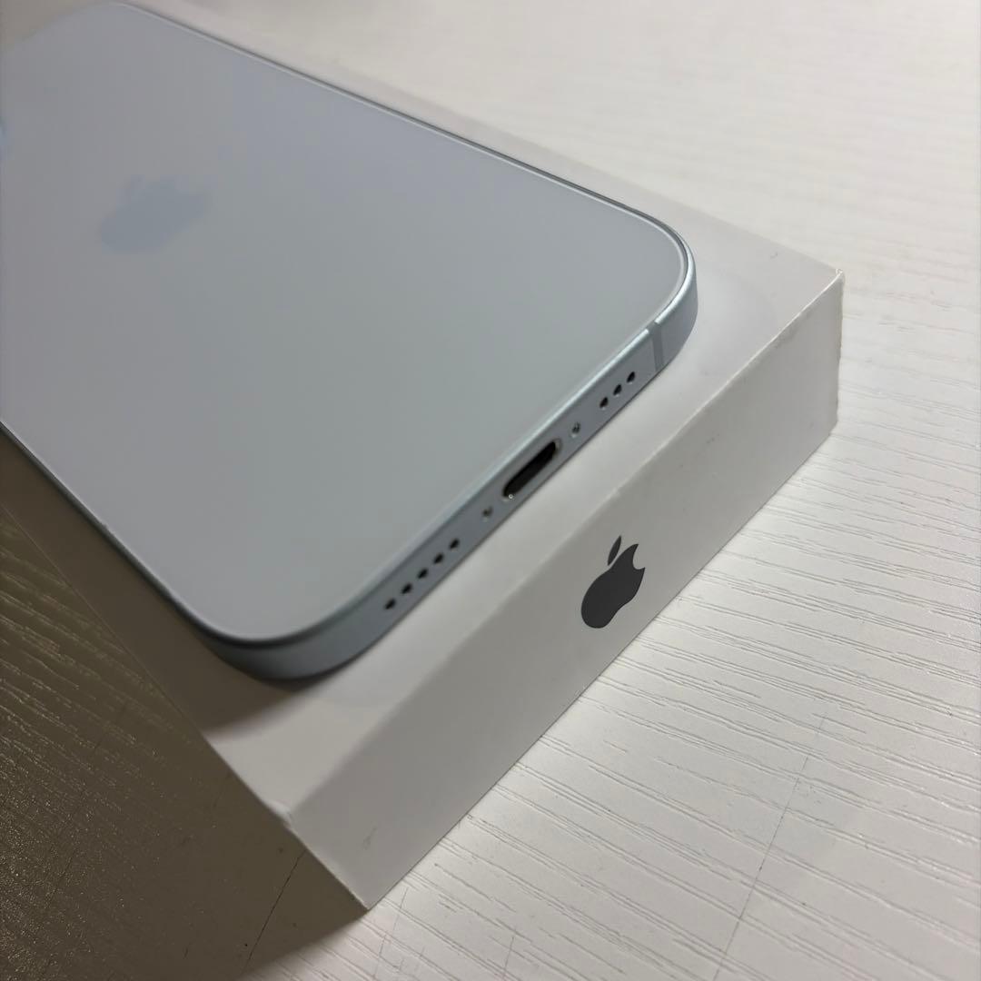 iPhone 15 128GB ブルー SIMフリー 極美品