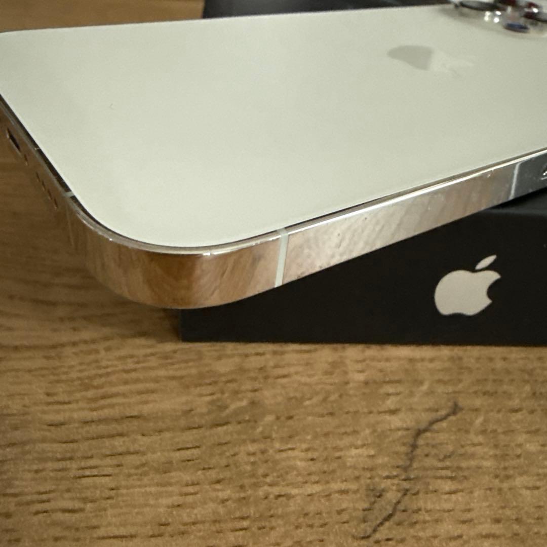 iPhone 12 Pro Max シルバー 256GB