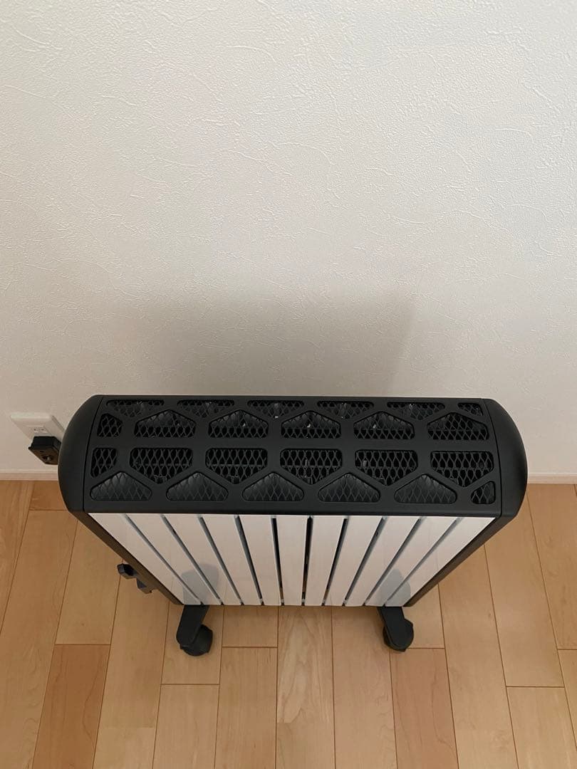 【DeLonghi】値下げ中☆美品/デロンギ/オイルヒーター/MDH15-BK