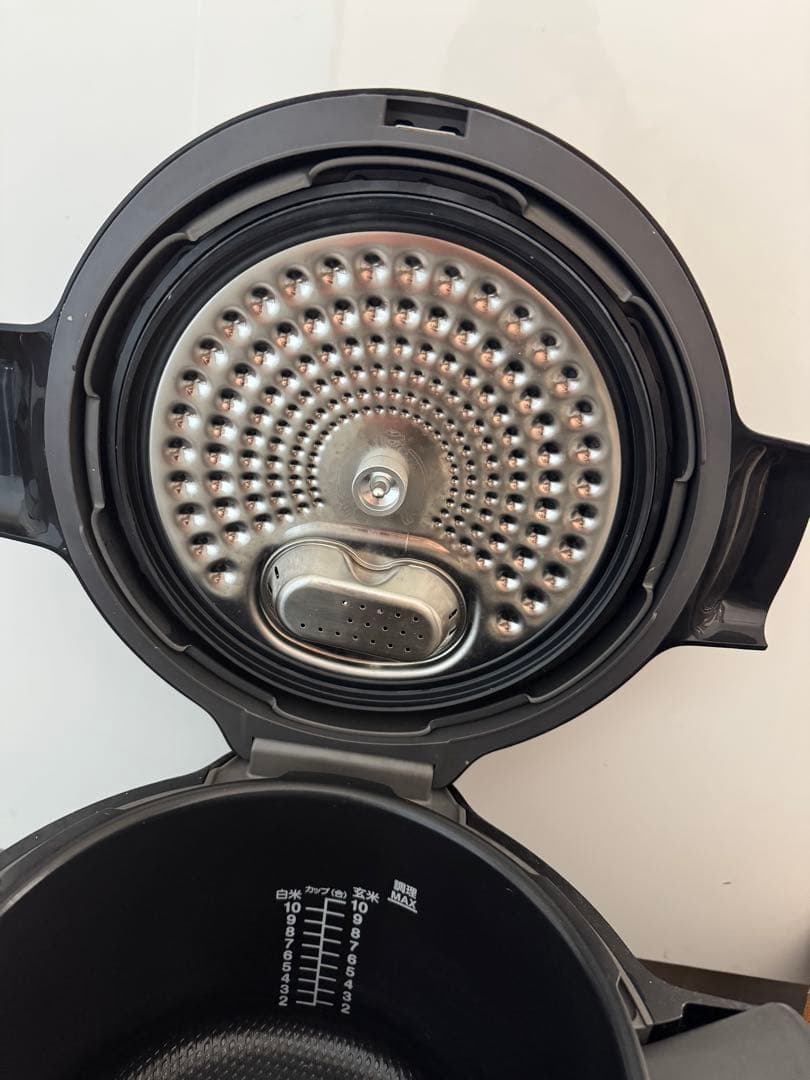 圧力調理機能付き電気圧力鍋 Cook4me Express。 T-fal 黒