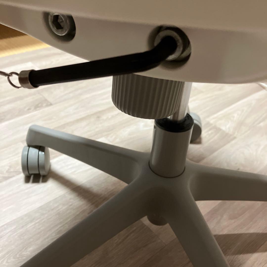 【送料込み】2023年製　オカムラ　オフィスチェアCG11WR