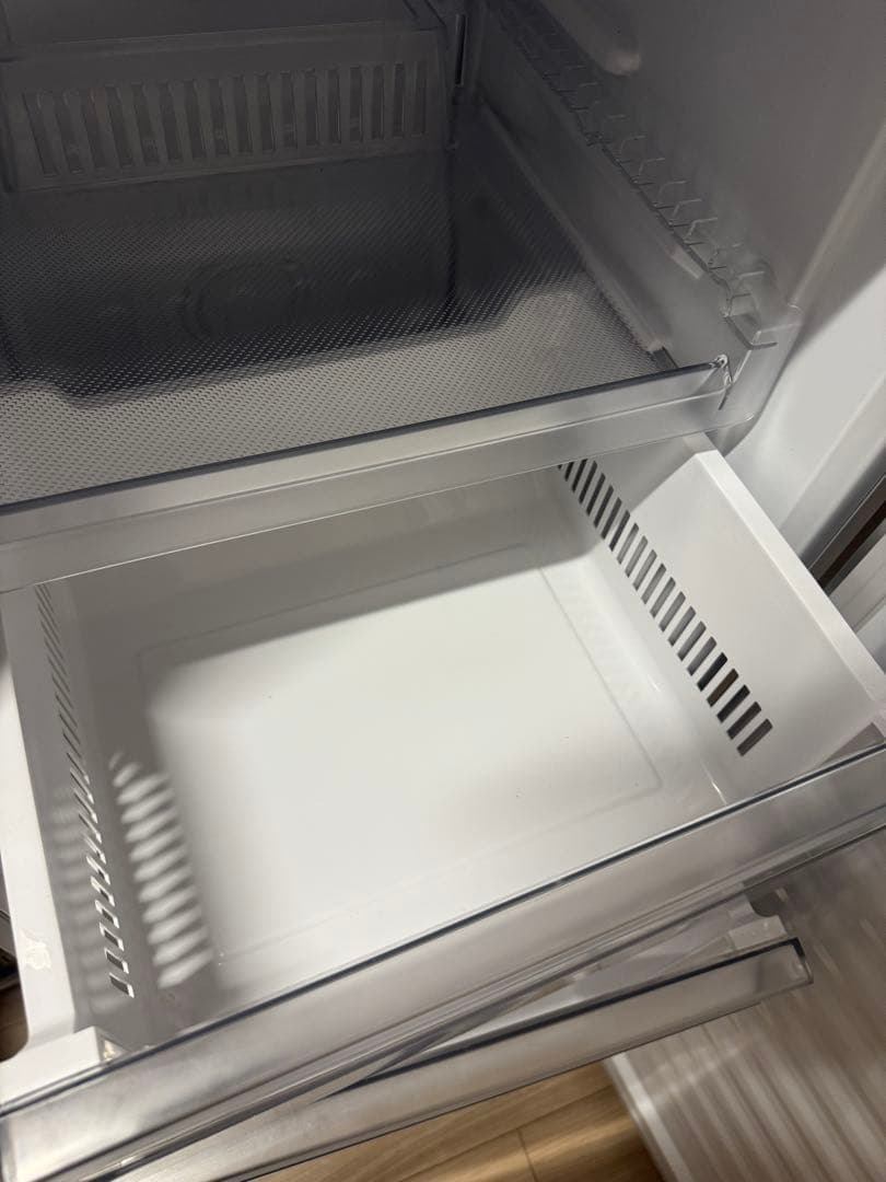 ハイアール　冷凍庫　138Ｌ　ワンドアタイプ