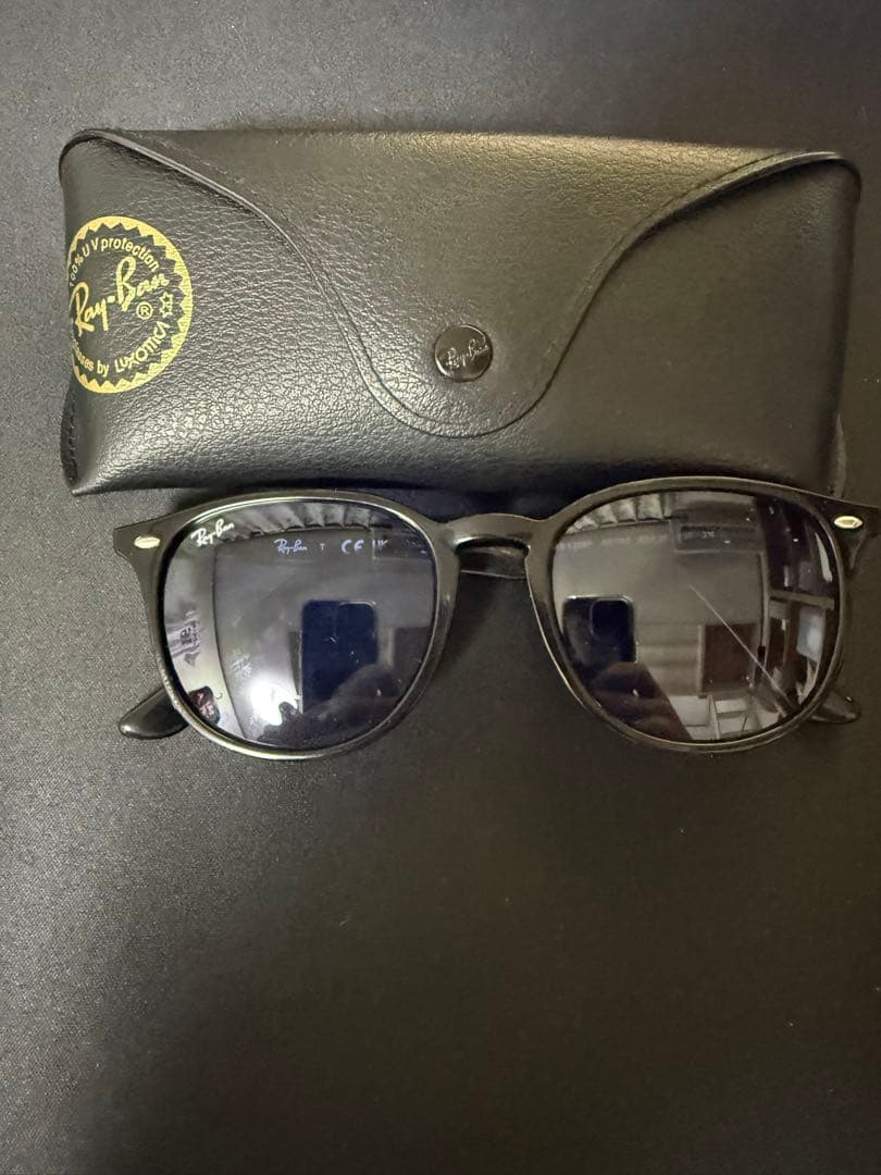 Ray-Ban RB4259F-60180 サングラス