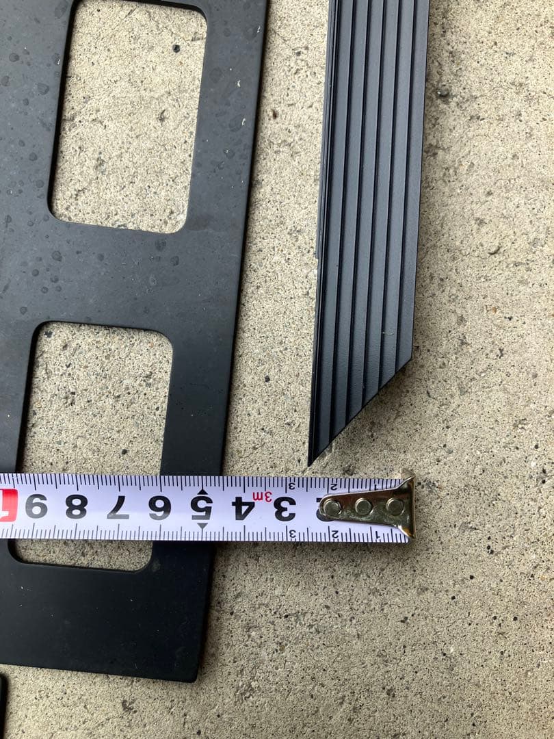 ISUZU フロントグリル　未使用　　5