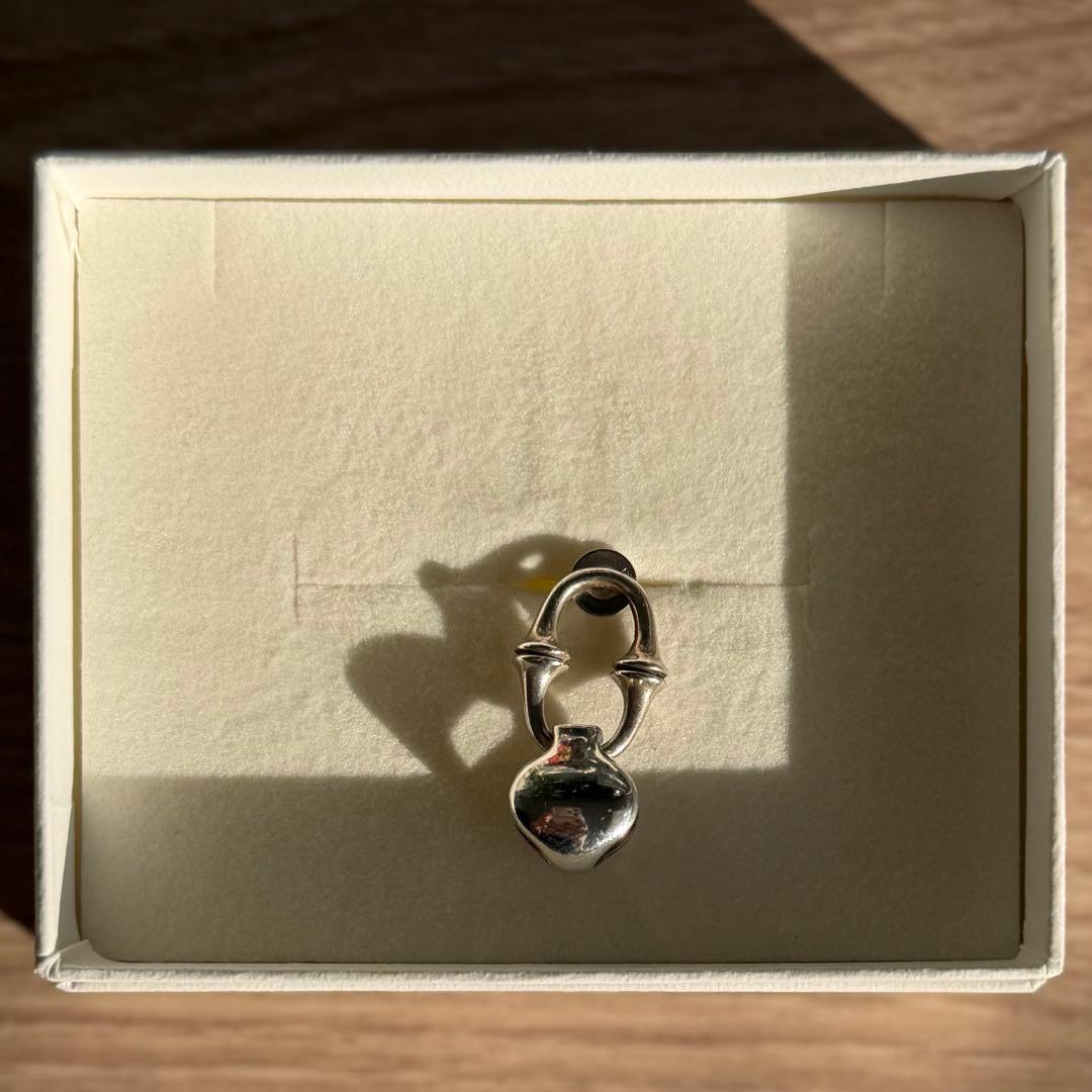 ヒアーズ h‘eres SPINAL DOUBLE PIERCE 片耳