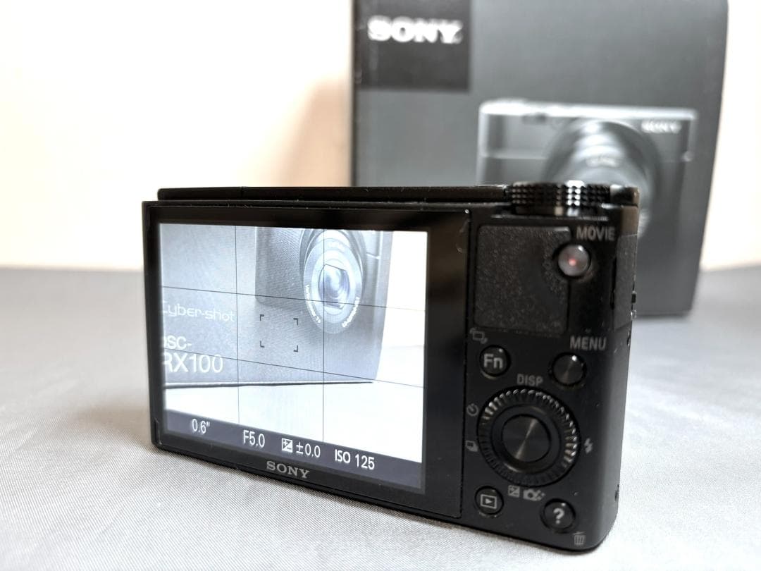 Sony Cyber-shot DSC-RX100 本体
