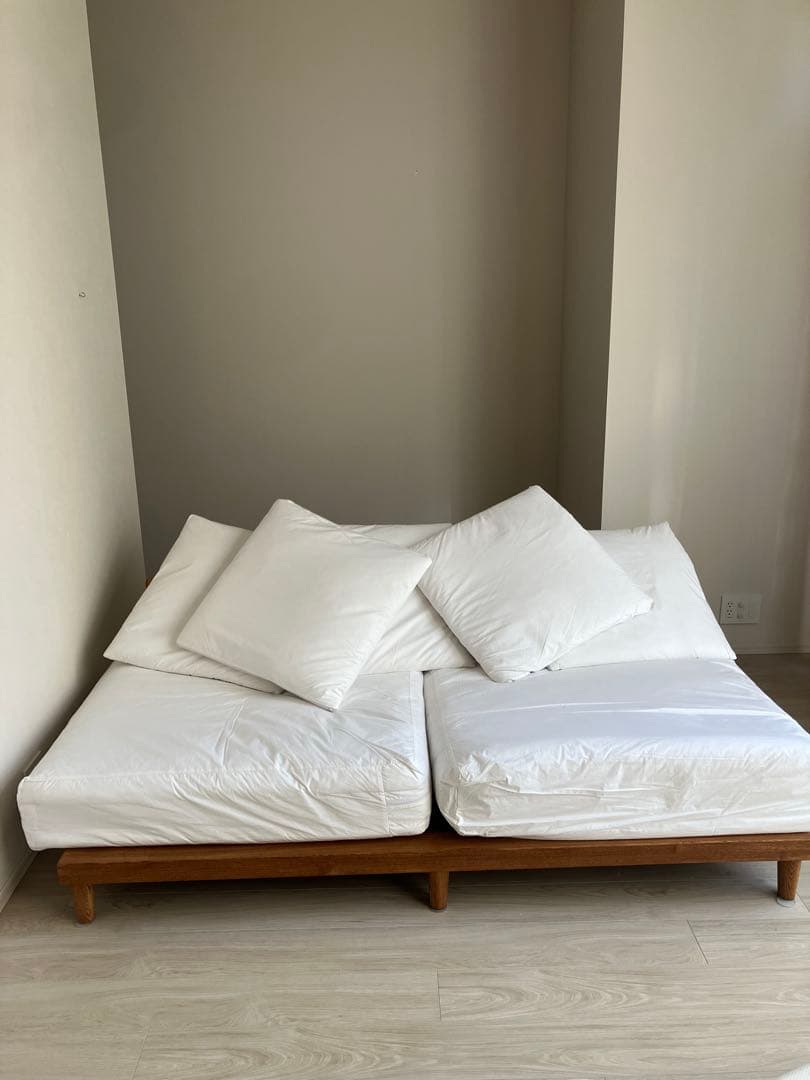 【専用】リセノ AGRA 3人掛けソファ カバー無し