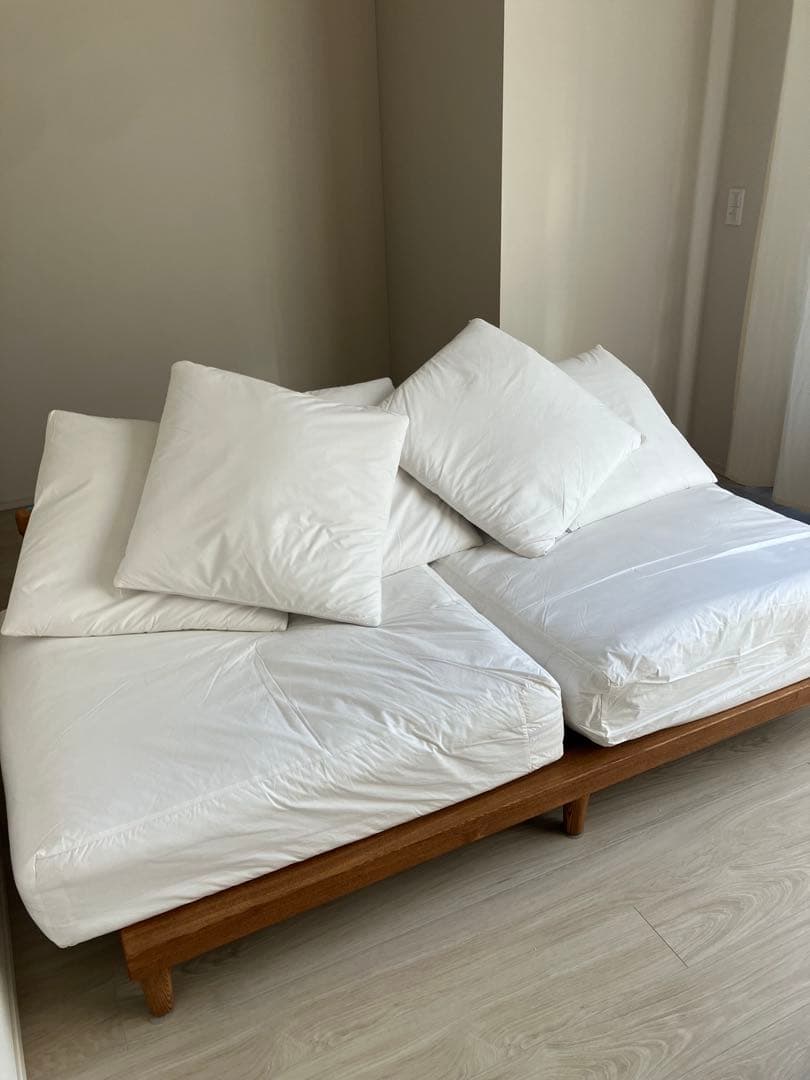 【専用】リセノ AGRA 3人掛けソファ カバー無し