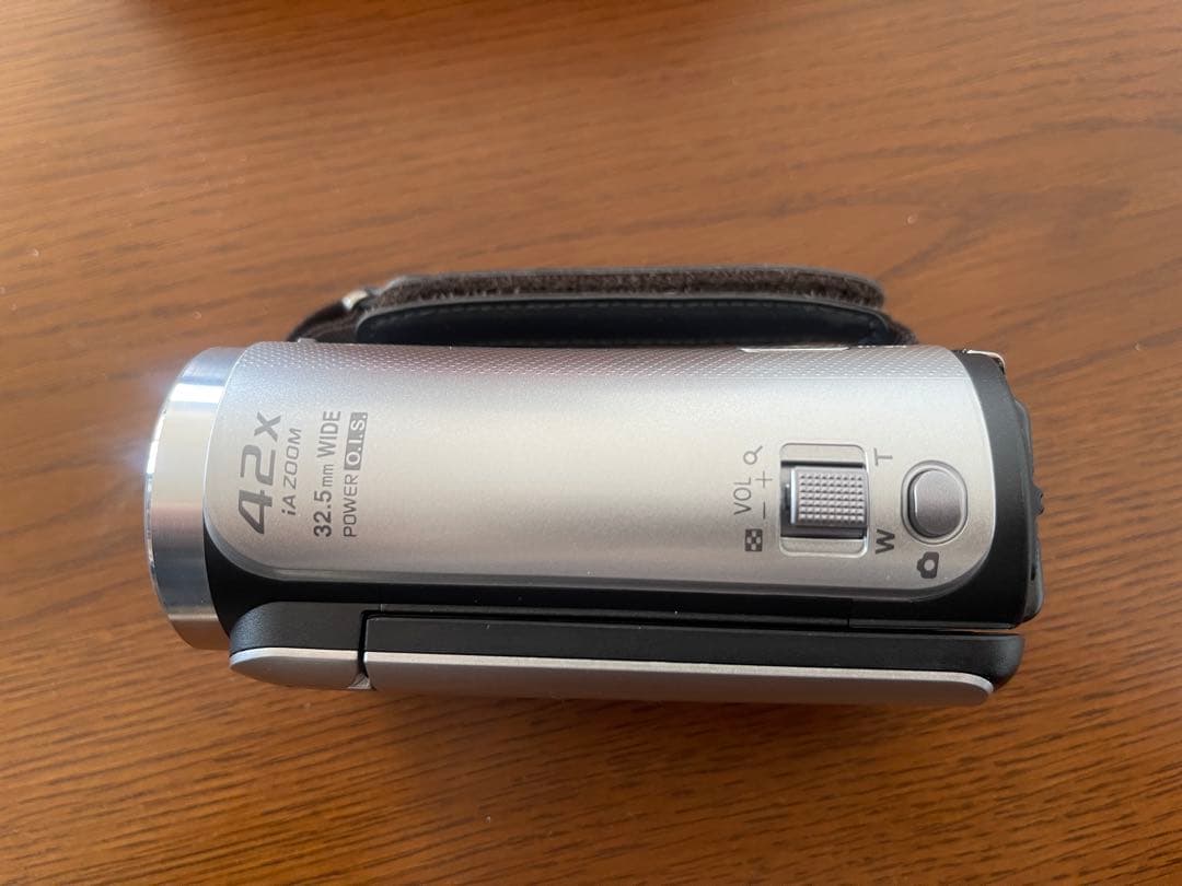 Panasonic HC-V100M ビデオカメラ 本体