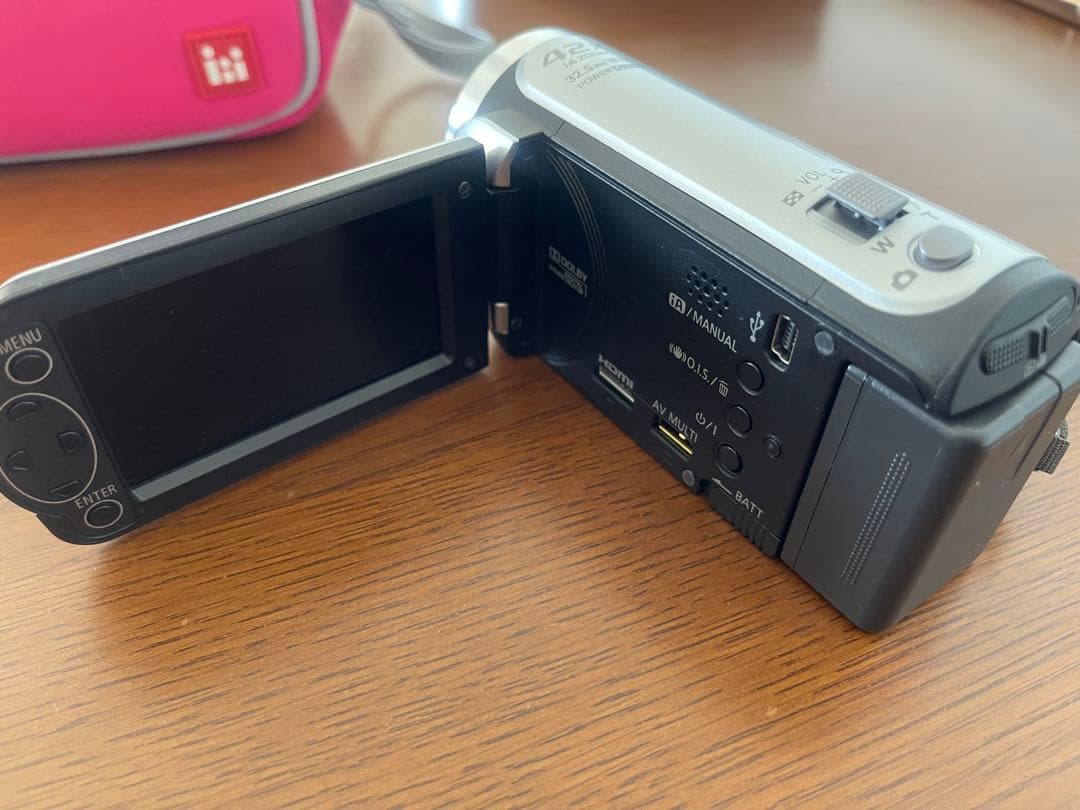 Panasonic HC-V100M ビデオカメラ 本体
