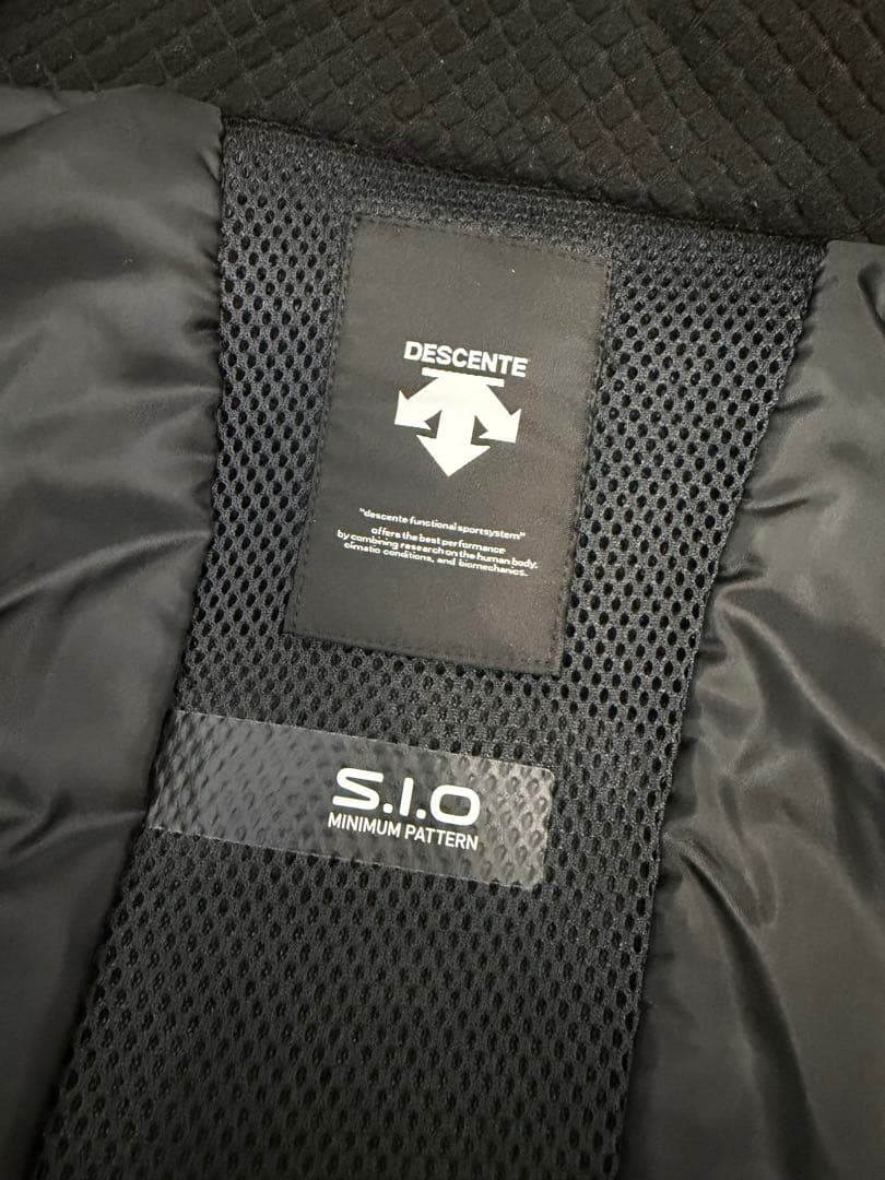 DESCENTE イエロー スキーウェア フード付き