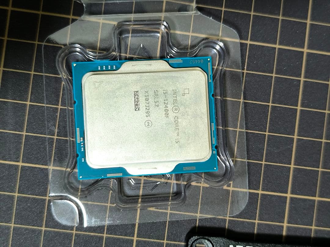 【美品・おまけ付】 Core i5-12400F / リテールクーラー未使用