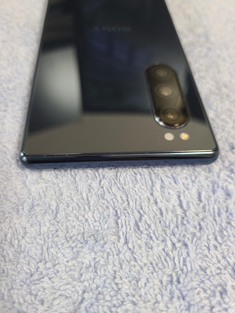 横*郎様 Xperia 5 SO-01M docomo ケース付 未使用フィルム