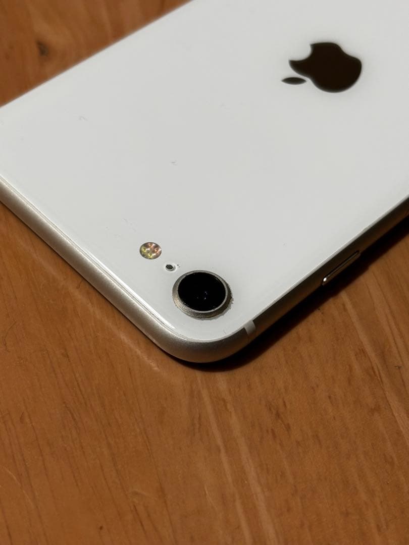 iPhone SE (第2世代) 本体