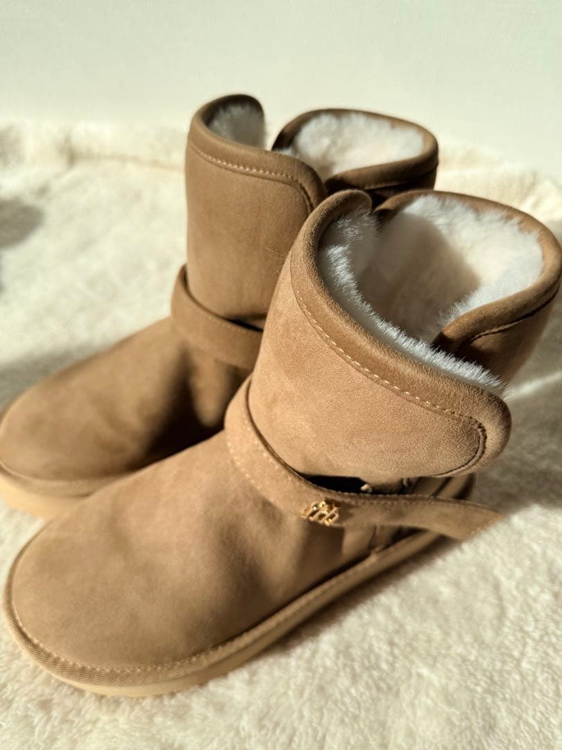 【新品&即発送】ハーリップトゥベージュ スエードファー付き厚底ムートンブーツ