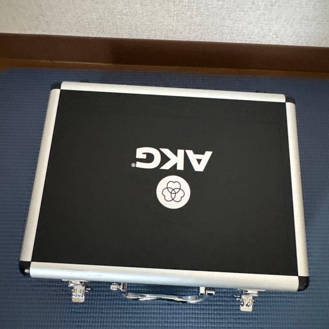 AKG C214 コンデンサーマイク