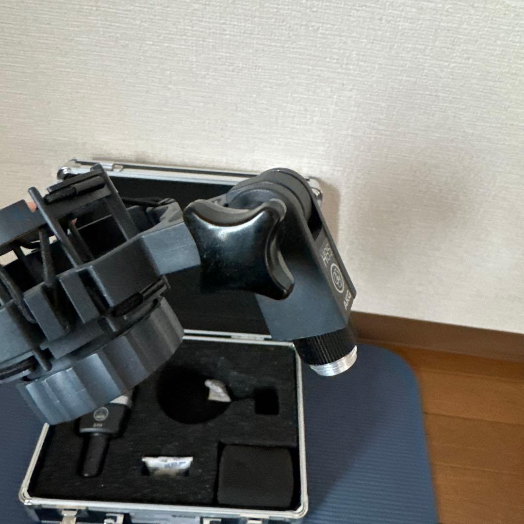 AKG C214 コンデンサーマイク