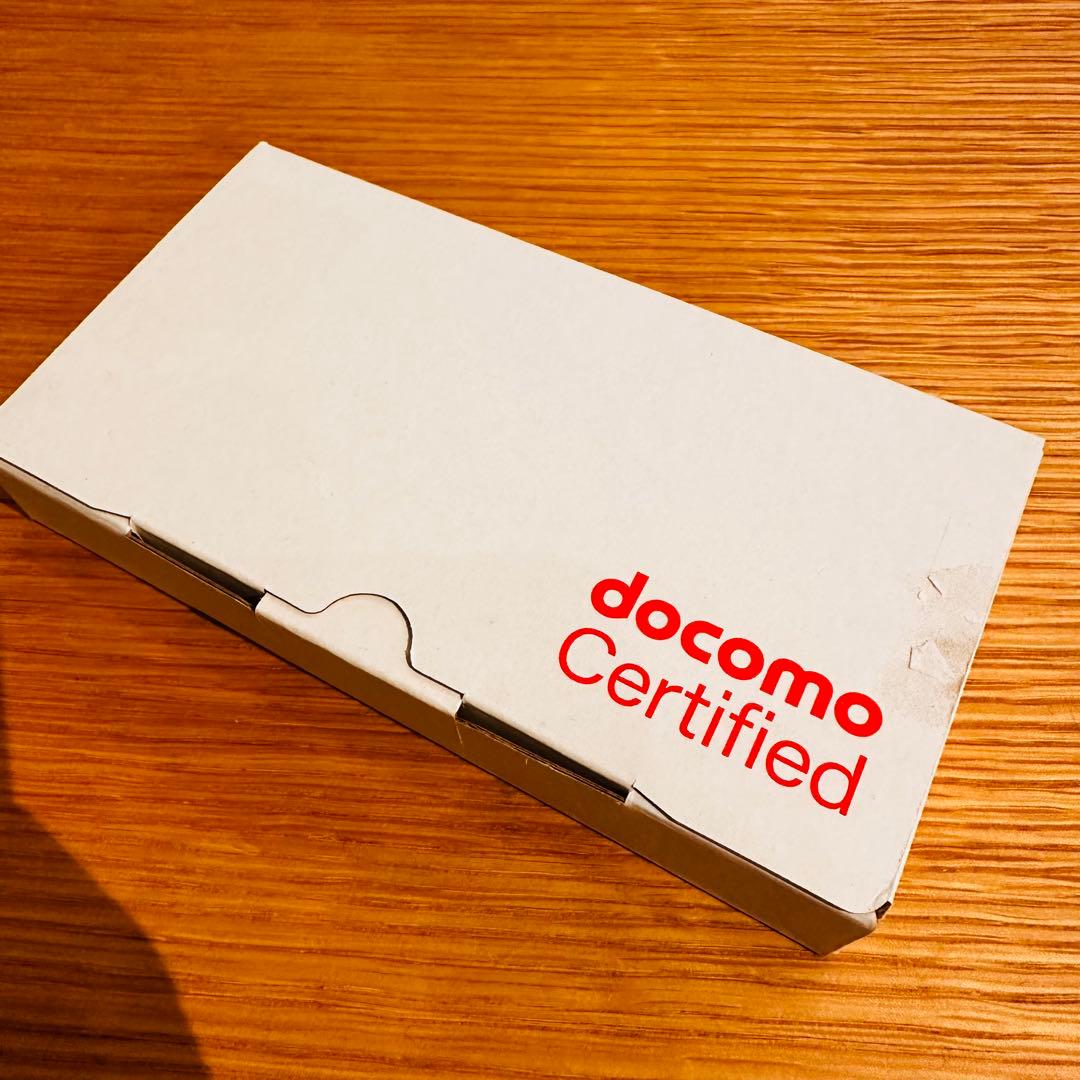 【未使用】 Apple iPhone SE (第3世代)docomoリユース品