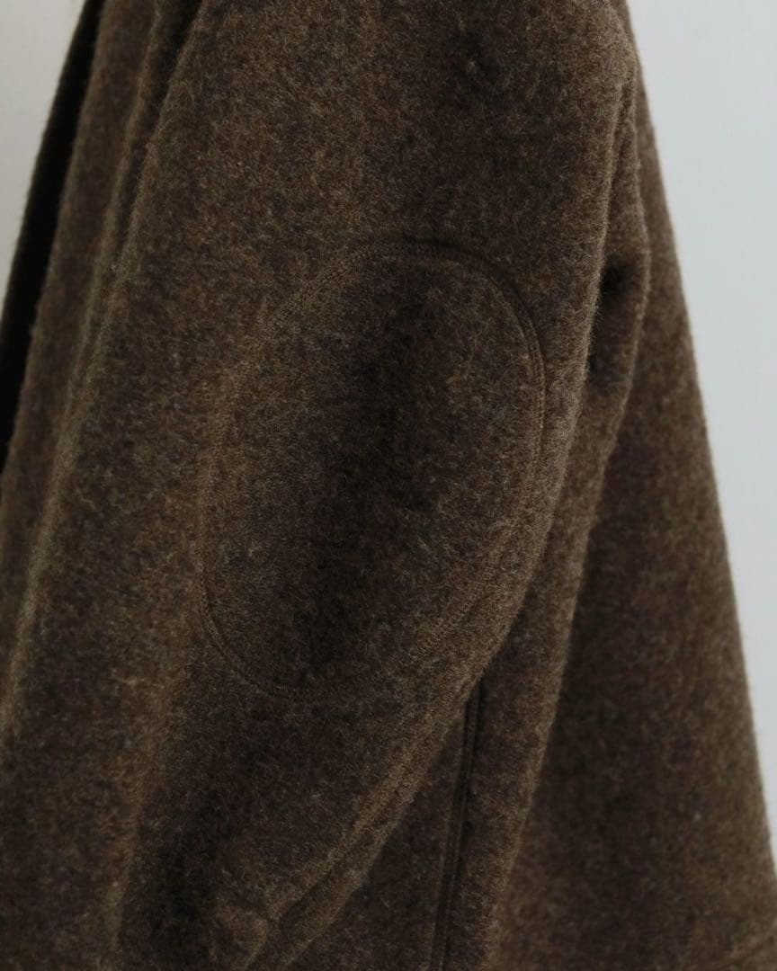 anuke アンヌーク　Sliver Zip Blouzon