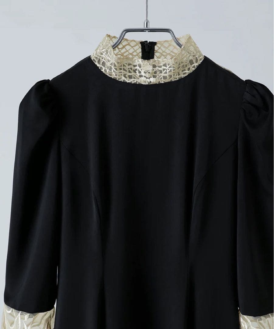 美品✨etoll バック刺繍フレアドレス　パーティー　オケージョン　結婚式　M