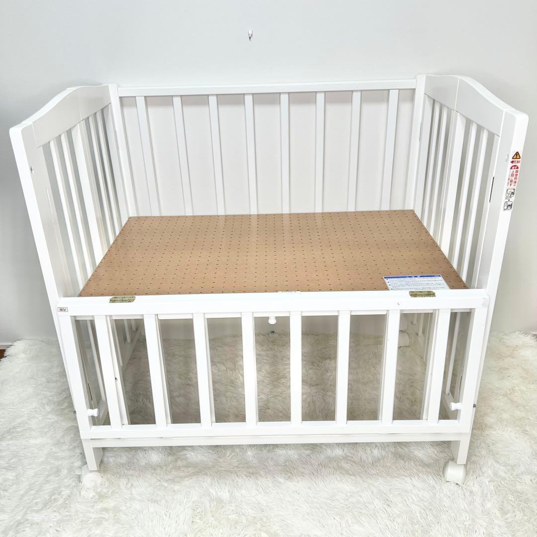 極美品 送料無料 KATOJI ミニベッド 折り畳み ホワイト 02700