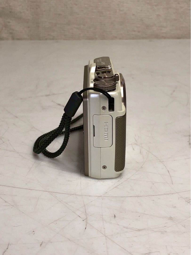 OLYMPUS オリンパス SH-25MR コンパクトデジタルカメラ