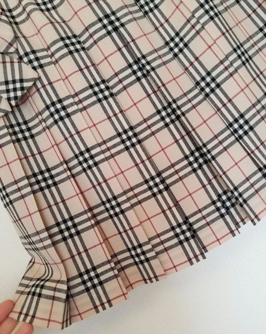 バーバリーフォーマルセット未使用近 美品バーバリーロンドン ベージュ160150