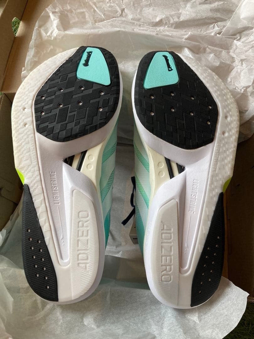 アディゼロボストン13