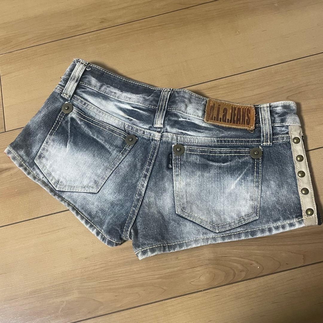 d.i.a デニム　ショートパンツ　25サイズ
