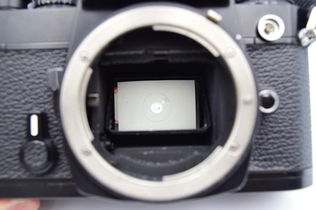 Nikon ニコン FE フィルム一眼レフカメラ ＃25098