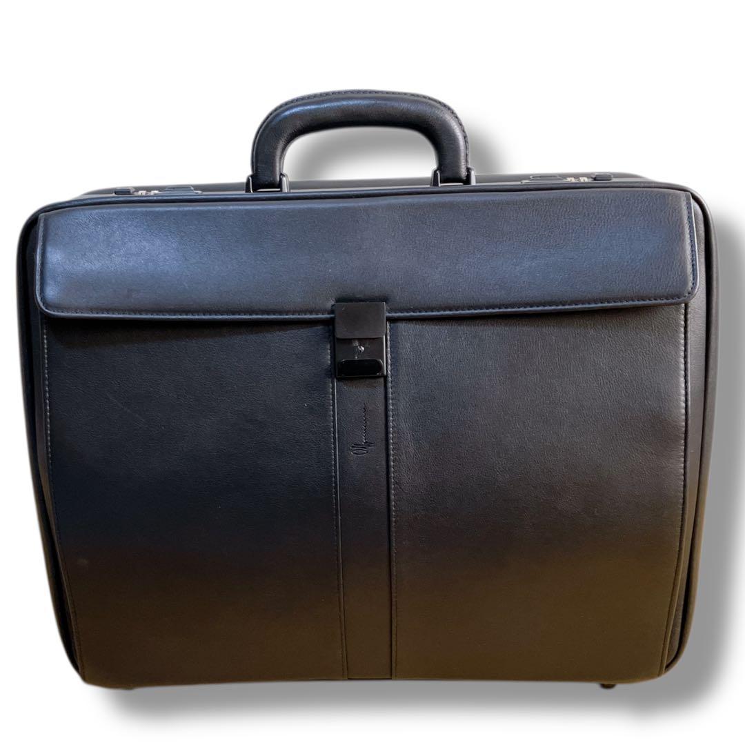オファーマン 良品 ドイツ製 ソフトレザー アタッシュケース ブラック 袋付き